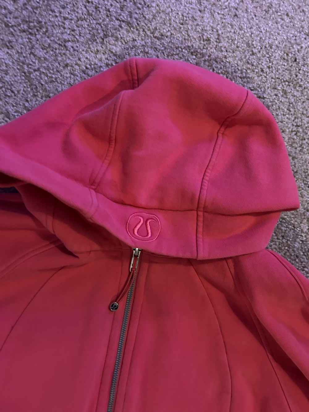 lululemon Scuba Full-Zip Cropped Hoodie Lip Gloss Pink discontinued color - Picture 6 of 8